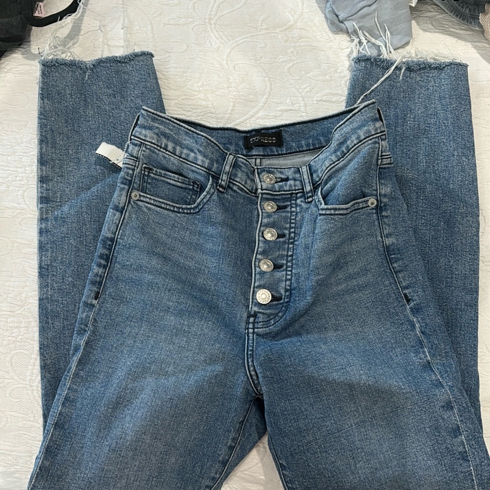 NWOT- EXPRESS JEANS SKINNY SIZE 0